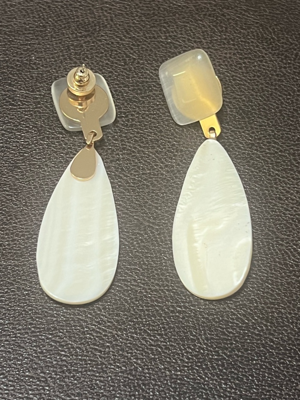 Piper K Mother of Pearl Drop Earrings – Gold Tone NWT